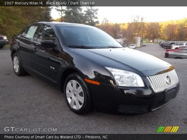 2007 Mercury Milan I4 in Black Ebony