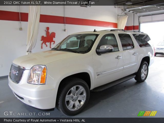 2012 GMC Yukon XL SLT in White Diamond Tricoat