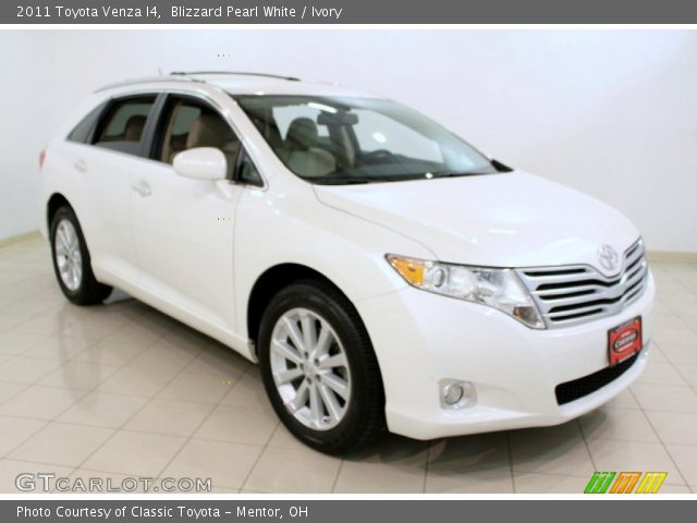 2011 Toyota Venza I4 in Blizzard Pearl White