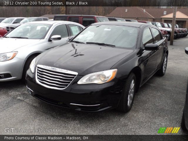2012 Chrysler 200 Touring Sedan in Black
