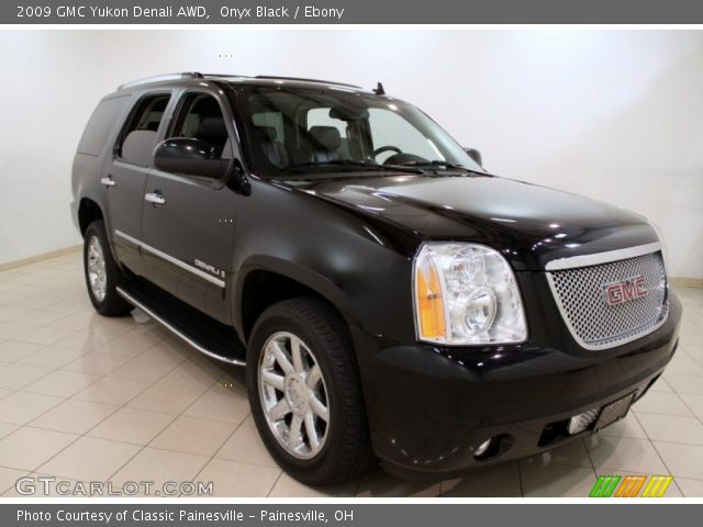 2009 GMC Yukon Denali AWD in Onyx Black