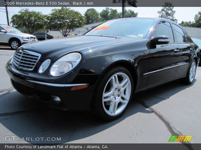 2006 Mercedes-Benz E 500 Sedan in Black