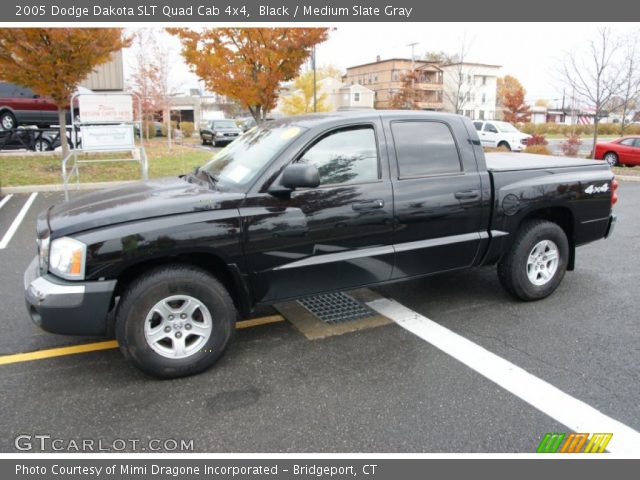 2005 Dodge Dakota SLT Quad Cab 4x4 in Black