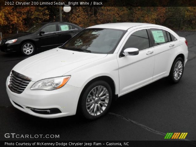 2012 Chrysler 200 Limited Sedan in Bright White