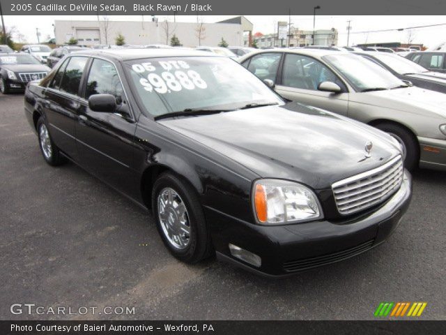 2005 Cadillac DeVille Sedan in Black Raven