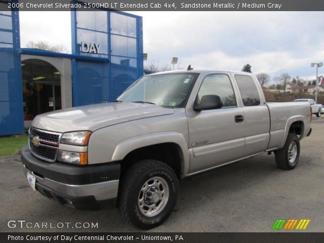 2006 Chevrolet Silverado 2500HD LT Extended Cab 4x4 in Sandstone Metallic