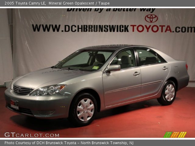 2005 Toyota Camry LE in Mineral Green Opalescent