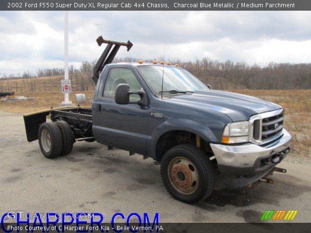 2002 Ford F550 Super Duty XL Regular Cab 4x4 Chassis in Charcoal Blue Metallic