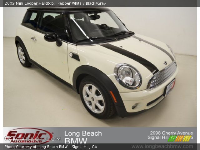 2009 Mini Cooper Hardtop in Pepper White