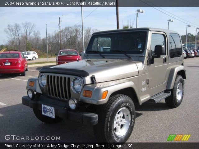2004 Jeep Wrangler Sahara 4x4 in Light Khaki Metallic
