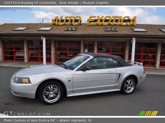 2004 Ford Mustang V6 Convertible in Silver Metallic