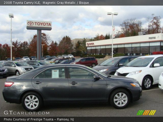 2008 Toyota Camry XLE in Magnetic Gray Metallic