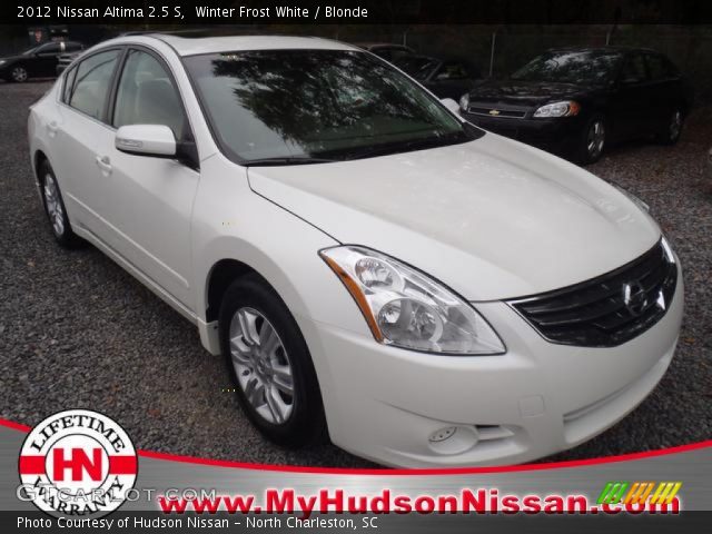 2012 Nissan Altima 2.5 S in Winter Frost White