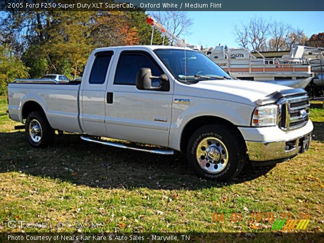 2005 Ford F250 Super Duty XLT SuperCab in Oxford White