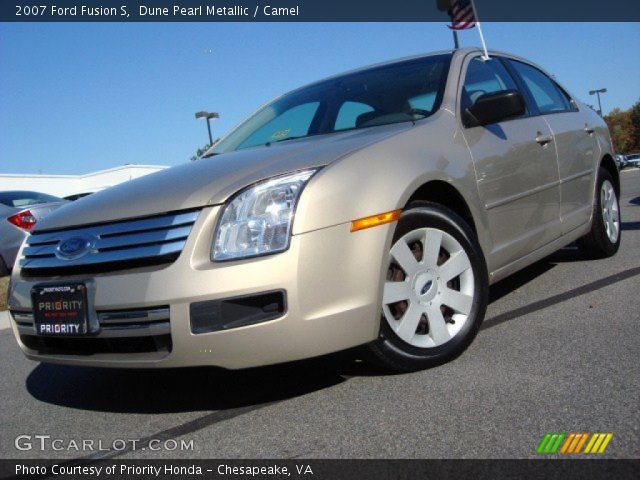 2007 Ford Fusion S in Dune Pearl Metallic