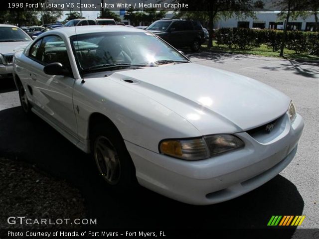 1998 Ford Mustang V6 Coupe in Ultra White