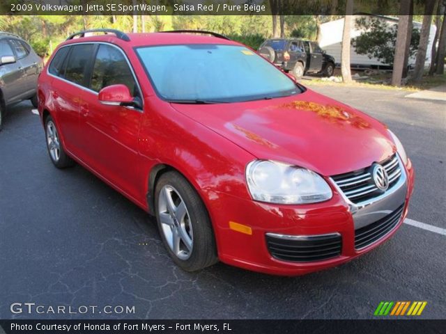 2009 Volkswagen Jetta SE SportWagen in Salsa Red