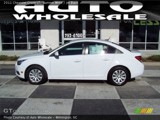 2011 Chevrolet Cruze LT in Summit White