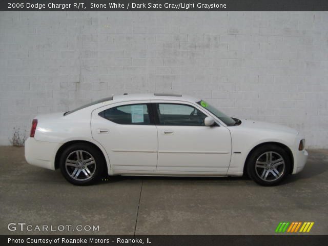 2006 Dodge Charger R/T in Stone White