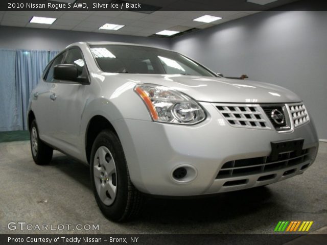 2010 Nissan Rogue S AWD in Silver Ice