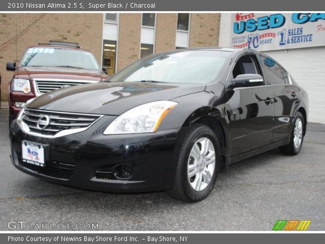 2010 Nissan Altima 2.5 S in Super Black