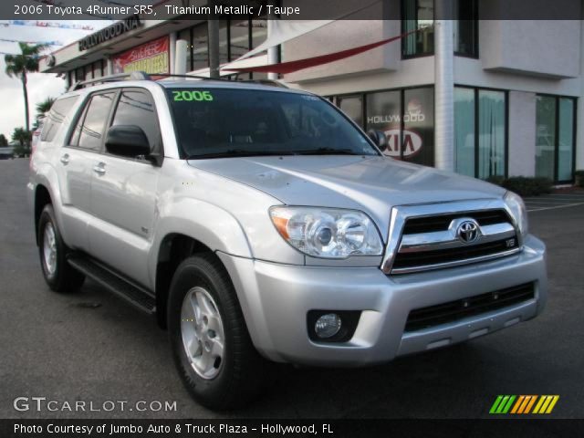 2006 Toyota 4Runner SR5 in Titanium Metallic
