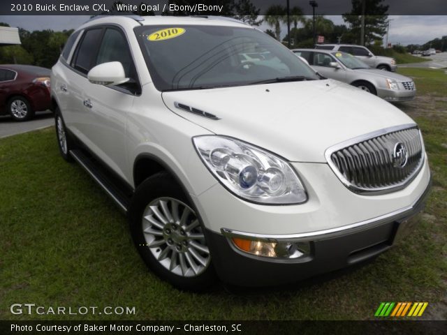 2010 Buick Enclave CXL in White Opal