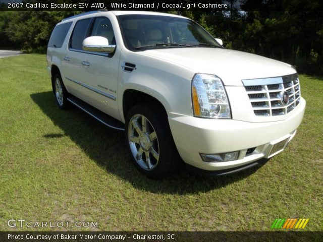 2007 Cadillac Escalade ESV AWD in White Diamond