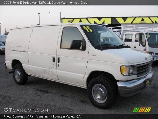 1995 Ford E Series Van E250 XL Cargo Van in White