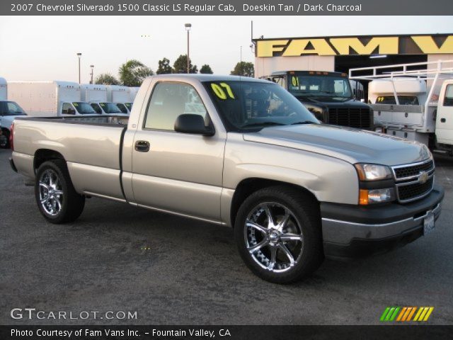 2007 Chevrolet Silverado 1500 Classic LS Regular Cab in Doeskin Tan