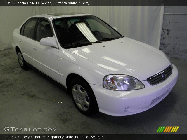 1999 Honda Civic LX Sedan in Taffeta White