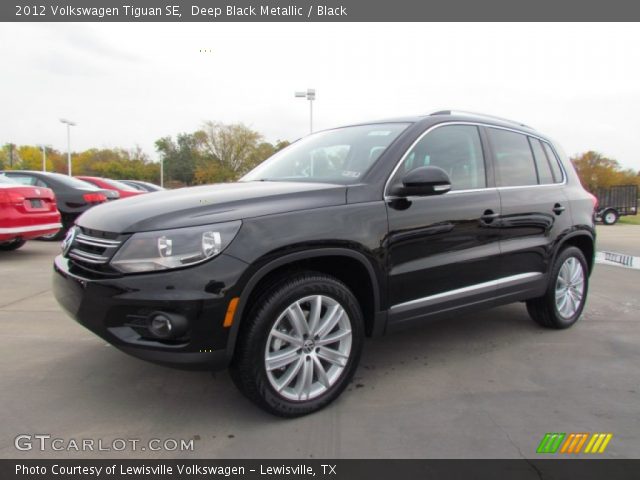 2012 Volkswagen Tiguan SE in Deep Black Metallic