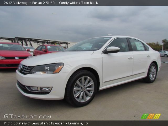 2012 Volkswagen Passat 2.5L SEL in Candy White
