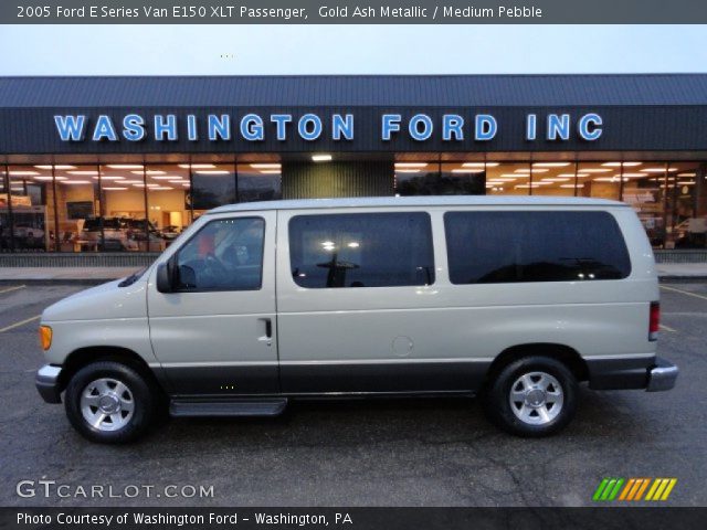 2005 Ford E Series Van E150 XLT Passenger in Gold Ash Metallic