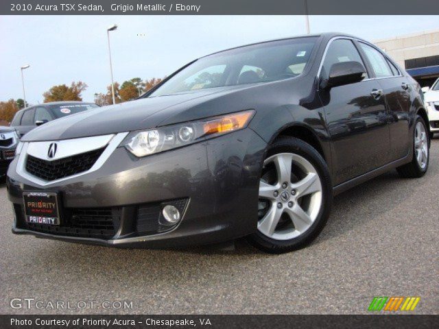 2010 Acura TSX Sedan in Grigio Metallic