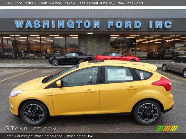 2012 Ford Focus SE Sport 5-Door in Yellow Blaze Tricoat Metallic