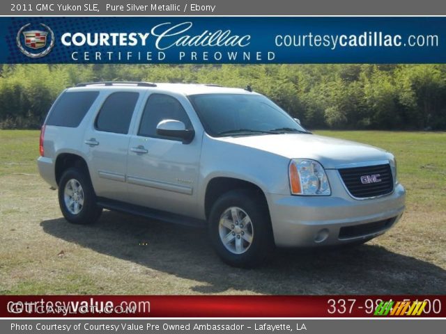 2011 GMC Yukon SLE in Pure Silver Metallic