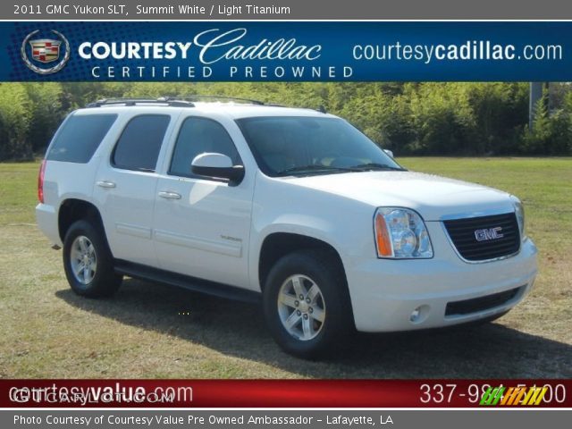 2011 GMC Yukon SLT in Summit White