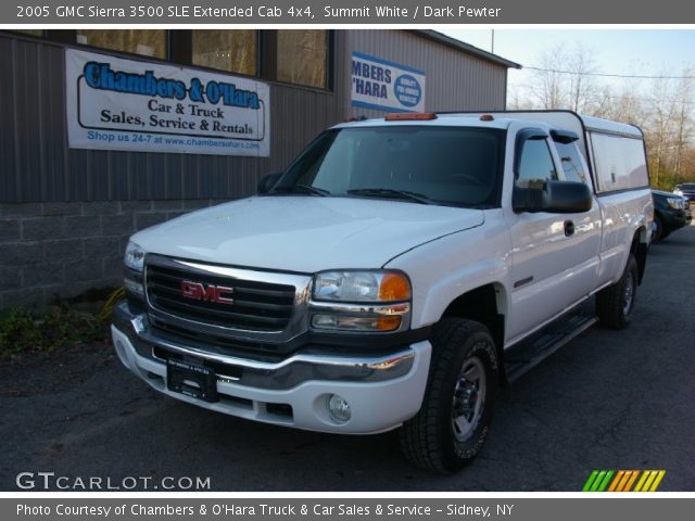2005 GMC Sierra 3500 SLE Extended Cab 4x4 in Summit White