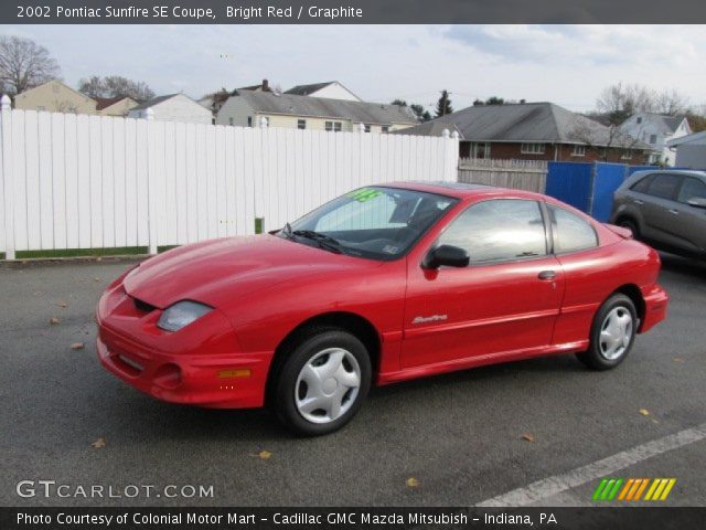 2002 Pontiac Sunfire SE Coupe in Bright Red