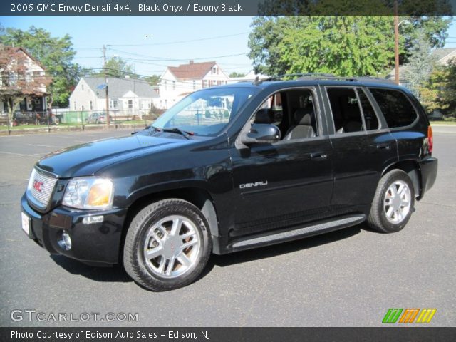 2006 GMC Envoy Denali 4x4 in Black Onyx