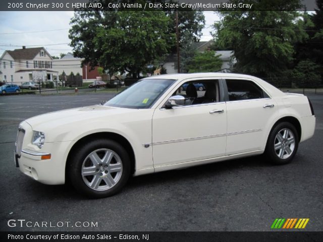 2005 Chrysler 300 C HEMI AWD in Cool Vanilla