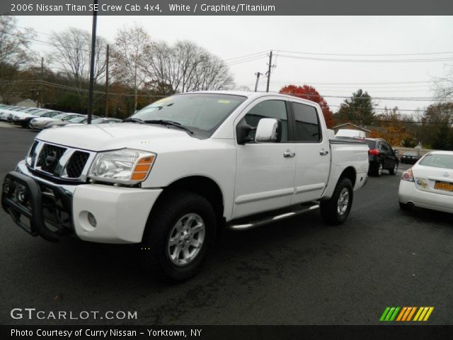 2006 Nissan Titan SE Crew Cab 4x4 in White