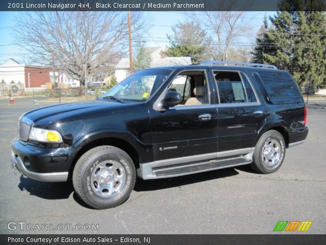 2001 Lincoln Navigator 4x4 in Black Clearcoat