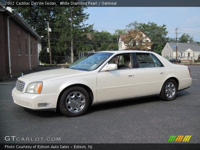 2002 Cadillac DeVille Sedan in White Diamond Pearl