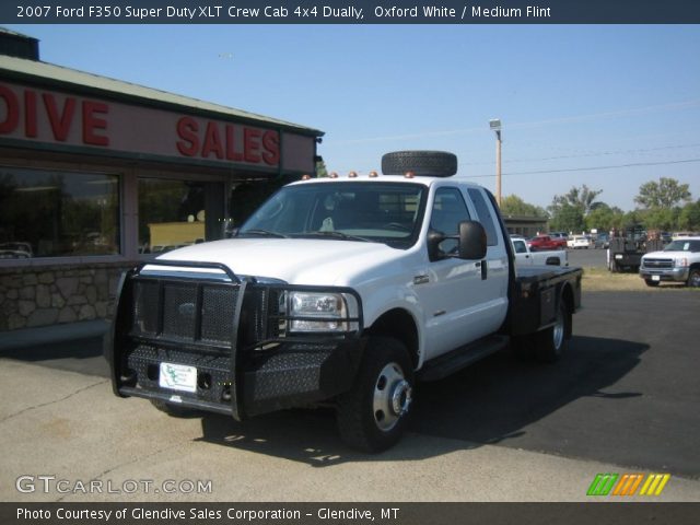 2007 Ford F350 Super Duty XLT Crew Cab 4x4 Dually in Oxford White
