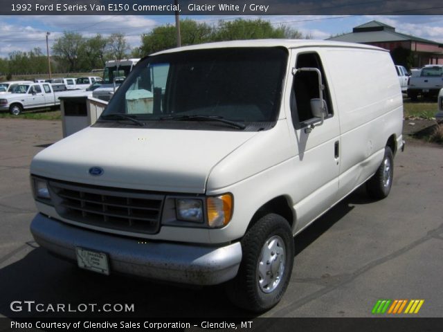 1992 Ford E Series Van E150 Commercial in Glacier White