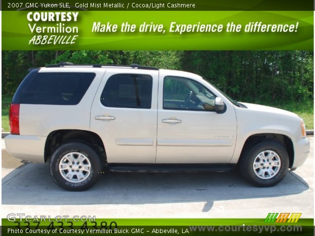 2007 GMC Yukon SLE in Gold Mist Metallic
