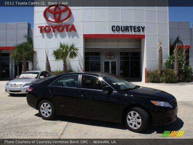 2011 Toyota Camry LE in Black