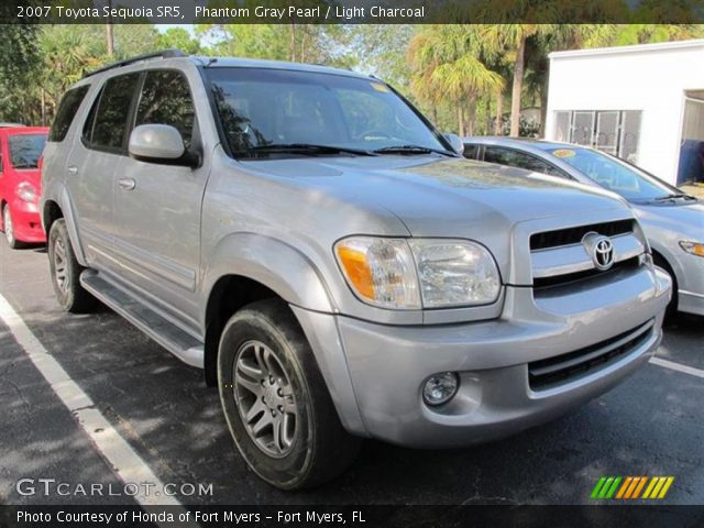 2007 Toyota Sequoia SR5 in Phantom Gray Pearl